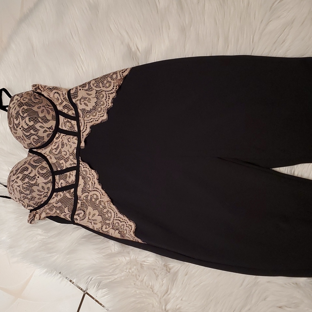 Elegant Black and Beige Lace Jumpsuit - Picture 5 of 6
